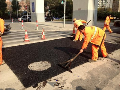 凹凸不平？贵州冷补沥青添加剂